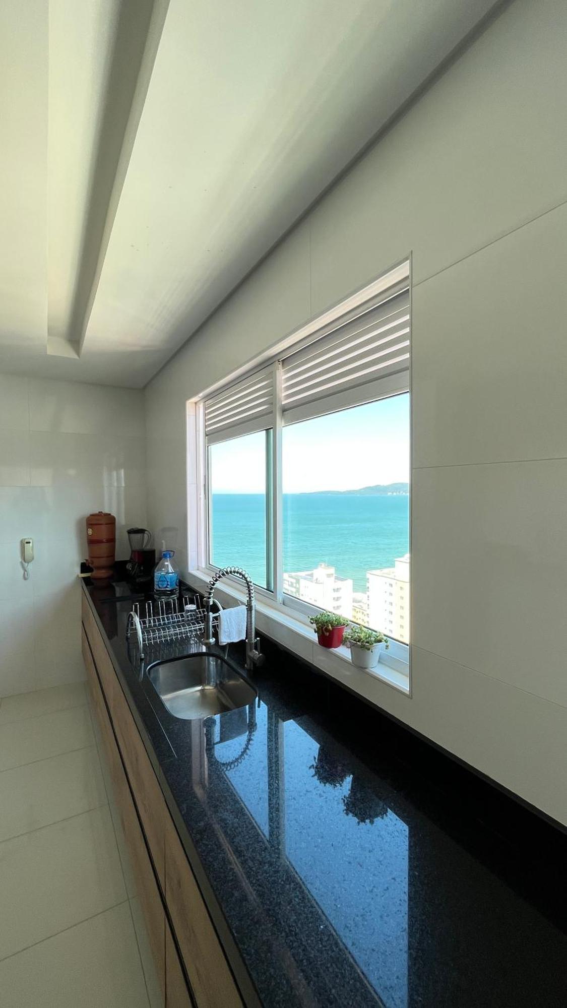 Cobertura Com Belissima Vista Para O Mar E Jacuzzi อิตาเปมา ภายนอก รูปภาพ